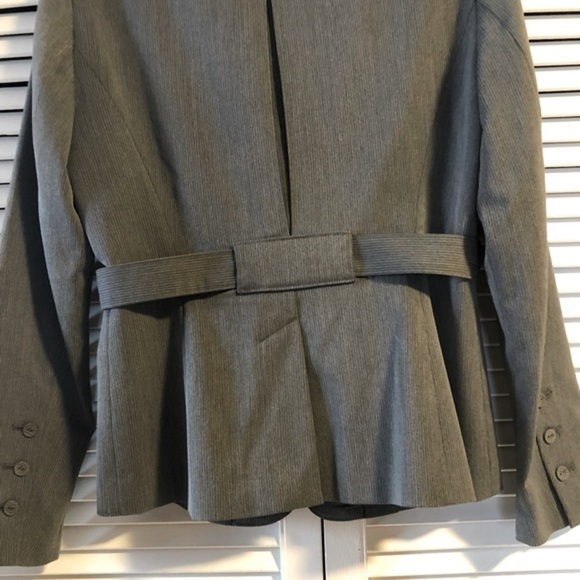 LARRY Levine front tie blazer size 6 - Picture 5 of 6